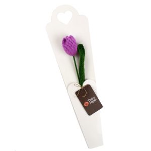 Tulipán lavanda tejido a crochet de Dulce Regalo. Flor artificial eterna, hecha a mano. Regalo original y delicado, ideal para expresar calma y cariño, con entrega a domicilio en Lima.